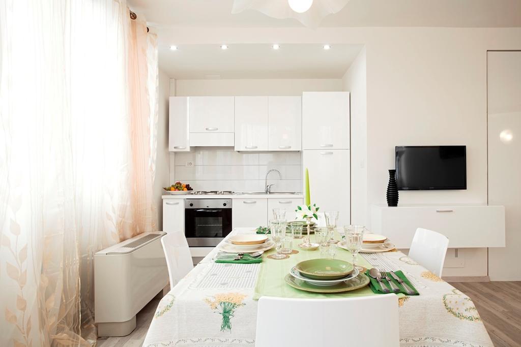 Residence Ferrucci Πράτο Δωμάτιο φωτογραφία